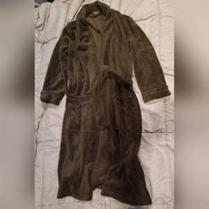 Black Fuzzy Croft&Barrow Robe